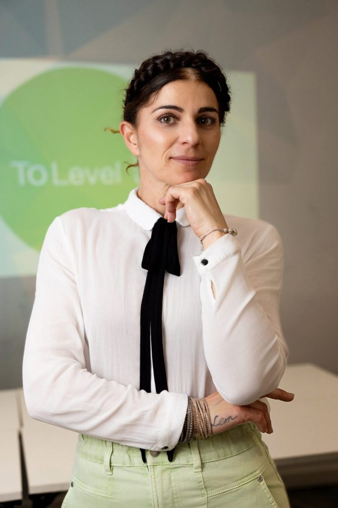 valeria, vlasnica to level up